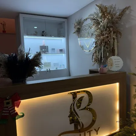 Diamond فندق دراس